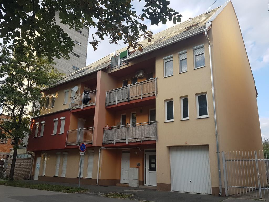 Apartament Hetvezer Penthouse *